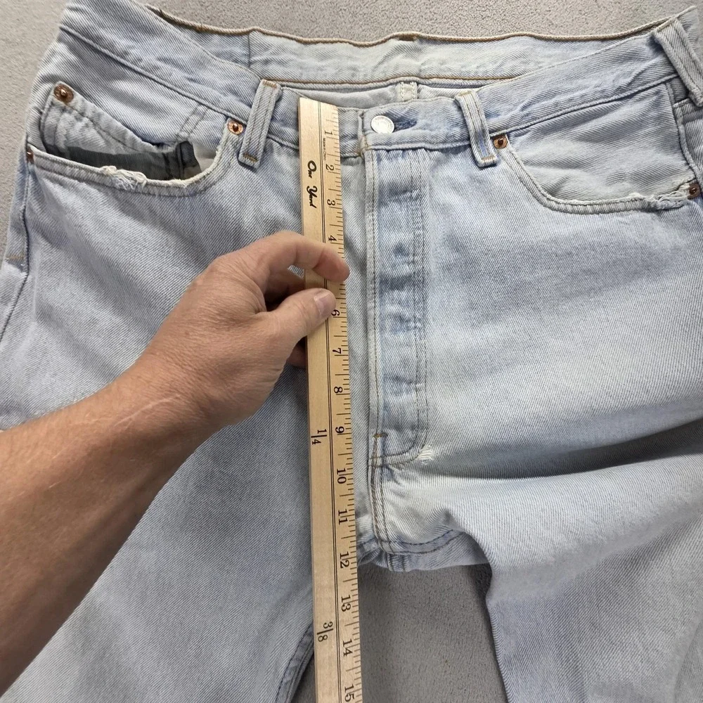 Levis 10368 important